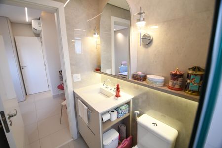 Apartamento à venda com 120m², 3 quartos e 3 vagasBanheiro Suíte 2