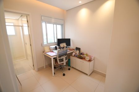 Apartamento à venda com 120m², 3 quartos e 3 vagasQuarto Suíte 2