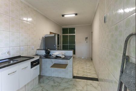 Casa à venda com 215m², 2 quartos e 2 vagas Casa à venda com 215m², 2 quartos e 2 vagasCozinha