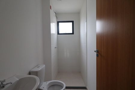 Casa de condomínio para alugar com 55m², 2 quartos e 1 vagaBanheiro