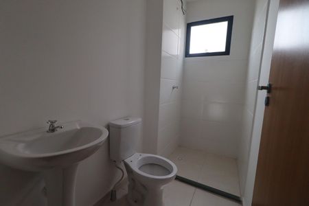 Casa de condomínio para alugar com 55m², 2 quartos e 1 vagaBanheiro