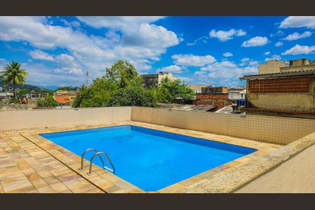 Apartamento para alugar com 70m², 2 quartos e 1 vagaÁrea comum - Piscina