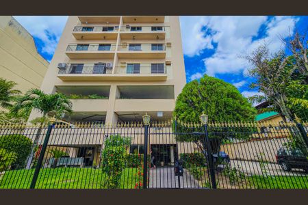 Apartamento para alugar com 70m², 2 quartos e 1 vagaFachada 