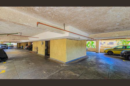 Apartamento para alugar com 70m², 2 quartos e 1 vagaÁrea comum