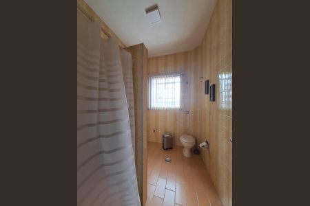 Casa à venda com 120m², 3 quartos e 3 vagas Casa à venda com 120m², 3 quartos e 3 vagasBanheiro