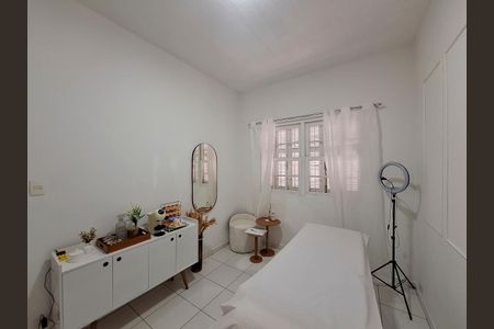 Casa à venda com 120m², 3 quartos e 3 vagas Casa à venda com 120m², 3 quartos e 3 vagasQuarto