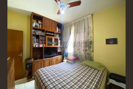 Casa à venda com 3 quartos, 360m² em Industrial, Contagem