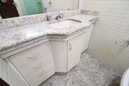 Casa para alugar com 219m², 4 quartos e 3 vagasBanheiro da Suíte 3