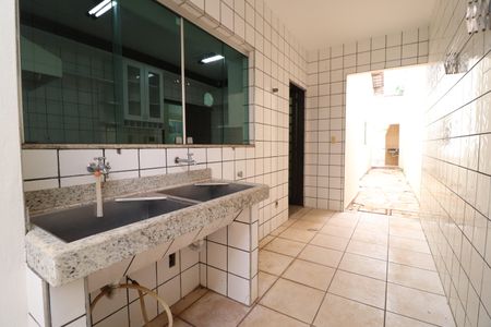 Casa para alugar com 219m², 4 quartos e 3 vagasÁrea de Serviço