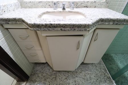 Casa para alugar com 219m², 4 quartos e 3 vagasBanheiro da Suíte 1