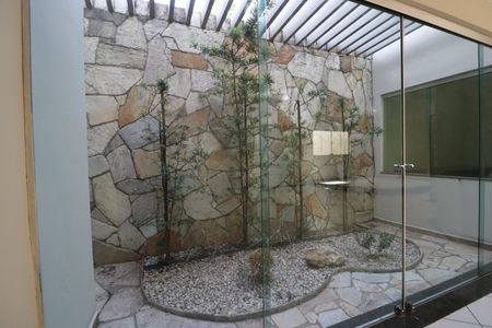 Varanda da Sala de casa para alugar com 4 quartos, 219m² em Vigilato Pereira, Uberlândia