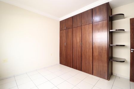 Casa para alugar com 219m², 4 quartos e 3 vagasSuíte 3