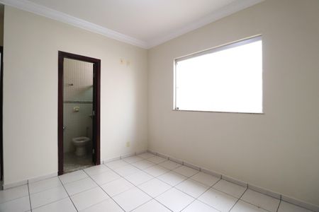 Casa para alugar com 219m², 4 quartos e 3 vagasSuíte 3