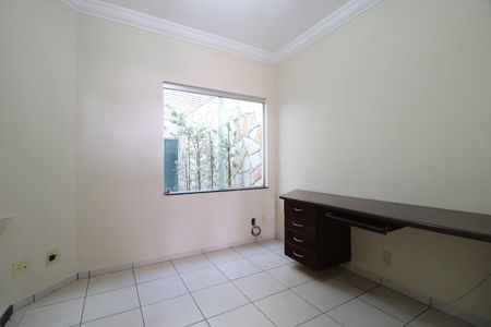 Casa para alugar com 219m², 4 quartos e 3 vagasQuarto 