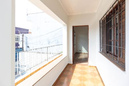Casa à venda com 320m², 2 quartos e 5 vagasEntrada