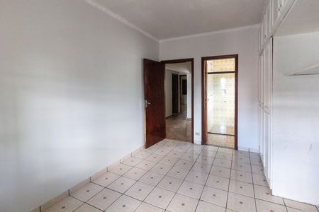 Casa à venda com 320m², 2 quartos e 5 vagasQuarto 1 suíte