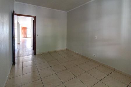 Casa à venda com 320m², 2 quartos e 5 vagasQuarto 2