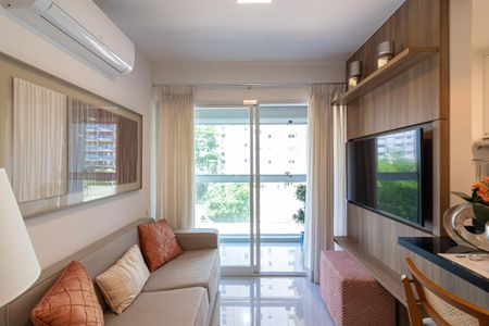 Sala de apartamento à venda com 1 quarto, 45m² em Vila Olímpia, São Paulo