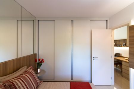 Quarto de apartamento à venda com 1 quarto, 45m² em Vila Olímpia, São Paulo