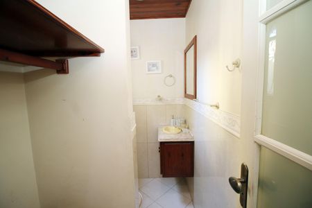 Casa para alugar com 150m², 2 quartos e sem vagaBanheiro da Suíte