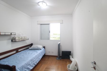Apartamento à venda com 85m², 3 quartos e 2 vagasQuarto 2