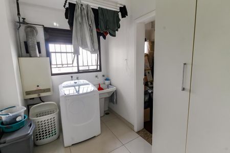 Apartamento para alugar com 174m², 4 quartos e 3 vagas Apartamento para alugar com 174m², 4 quartos e 3 vagasÁrea de Serviço