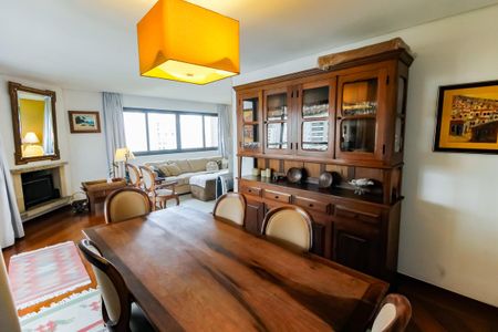 Apartamento para alugar com 174m², 4 quartos e 3 vagas Apartamento para alugar com 174m², 4 quartos e 3 vagasSala 2 - Jantar