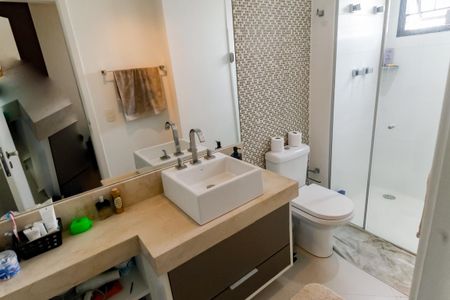 Apartamento para alugar com 174m², 4 quartos e 3 vagas Apartamento para alugar com 174m², 4 quartos e 3 vagasBanheiro da Suíte 2