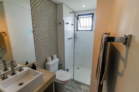 Apartamento para alugar com 174m², 4 quartos e 3 vagas Apartamento para alugar com 174m², 4 quartos e 3 vagasBanheiro da Suíte 2