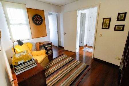 Apartamento para alugar com 174m², 4 quartos e 3 vagas Apartamento para alugar com 174m², 4 quartos e 3 vagasSala 3