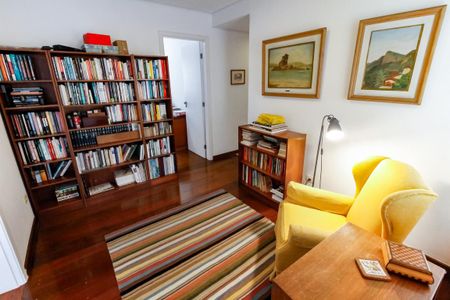 Apartamento para alugar com 174m², 4 quartos e 3 vagas Apartamento para alugar com 174m², 4 quartos e 3 vagasSala 3