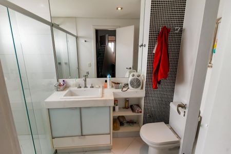 Apartamento para alugar com 174m², 4 quartos e 3 vagas Apartamento para alugar com 174m², 4 quartos e 3 vagasBanheiro da Suíte 3