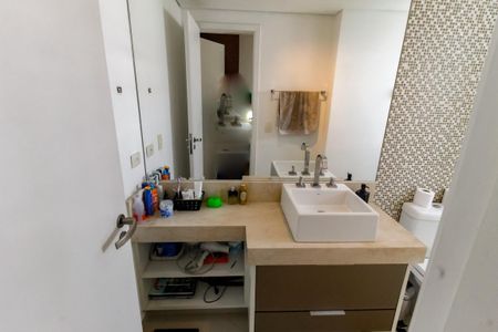 Apartamento para alugar com 174m², 4 quartos e 3 vagas Apartamento para alugar com 174m², 4 quartos e 3 vagasBanheiro da Suíte 2
