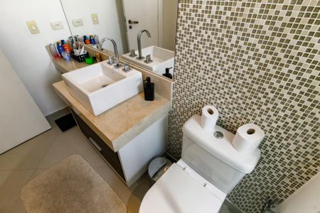 Apartamento para alugar com 174m², 4 quartos e 3 vagas Apartamento para alugar com 174m², 4 quartos e 3 vagasBanheiro da Suíte 2