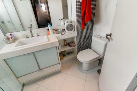 Apartamento para alugar com 174m², 4 quartos e 3 vagas Apartamento para alugar com 174m², 4 quartos e 3 vagasBanheiro da Suíte 3