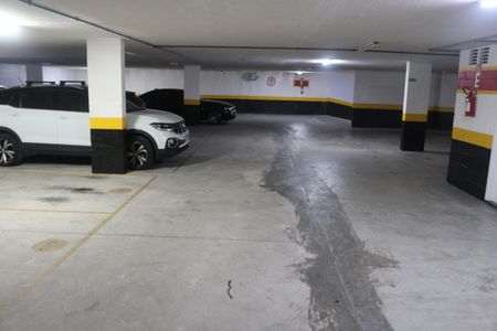 Apartamento à venda com 63m², 2 quartos e 2 vagasGaragem