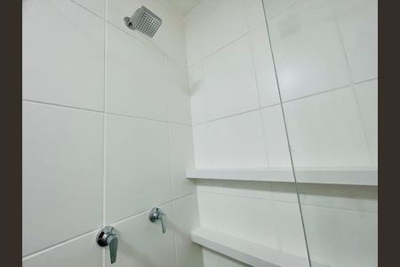 Apartamento à venda com 56m², 2 quartos e 1 vagaBanheiro 2