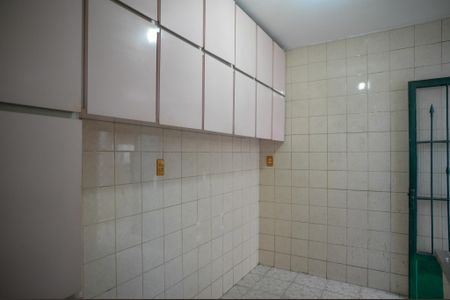 Apartamento para alugar com 100m², 2 quartos e sem vagaCozinha