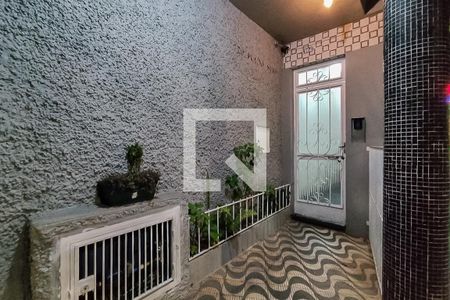 Apartamento para alugar com 100m², 2 quartos e sem vagaFachada