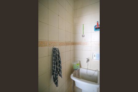 Apartamento para alugar com 100m², 2 quartos e sem vagaBanheiro de Serviço