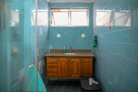 Apartamento para alugar com 100m², 2 quartos e sem vagaBanheiro