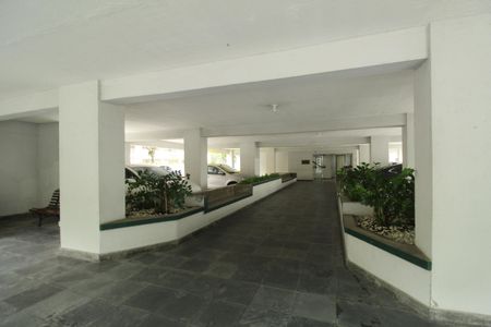 Apartamento à venda com 60m², 2 quartos e 1 vagaEntrada