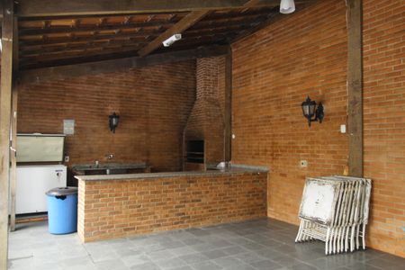 Apartamento à venda com 60m², 2 quartos e 1 vagaÁrea comum - Churrasqueira