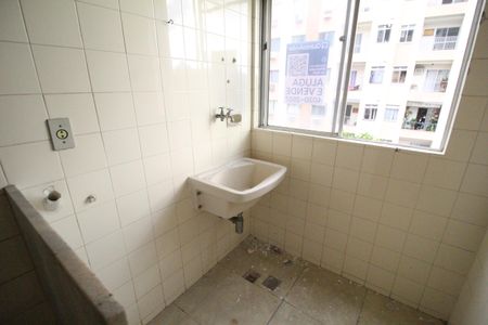 Apartamento à venda com 60m², 2 quartos e 1 vagaÁrea de serviço