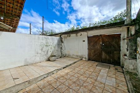 Casa para alugar com 60m², 2 quartos e 2 vagas Casa para alugar com 60m², 2 quartos e 2 vagasGaragem