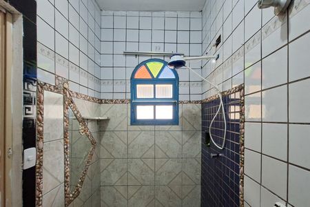 Casa para alugar com 60m², 2 quartos e 2 vagas Casa para alugar com 60m², 2 quartos e 2 vagasBanheiro da Suíte