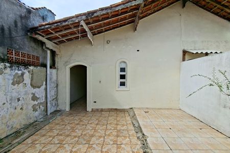 Casa para alugar com 60m², 2 quartos e 2 vagas Casa para alugar com 60m², 2 quartos e 2 vagasGaragem