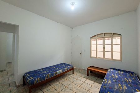 Sala de casa para alugar com 2 quartos, 60m² em Nova Mirim, Praia Grande