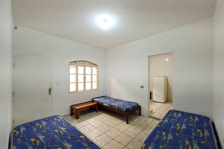 Sala de casa para alugar com 2 quartos, 60m² em Nova Mirim, Praia Grande