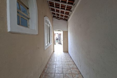 Casa para alugar com 60m², 2 quartos e 2 vagas Casa para alugar com 60m², 2 quartos e 2 vagasHall de entrada